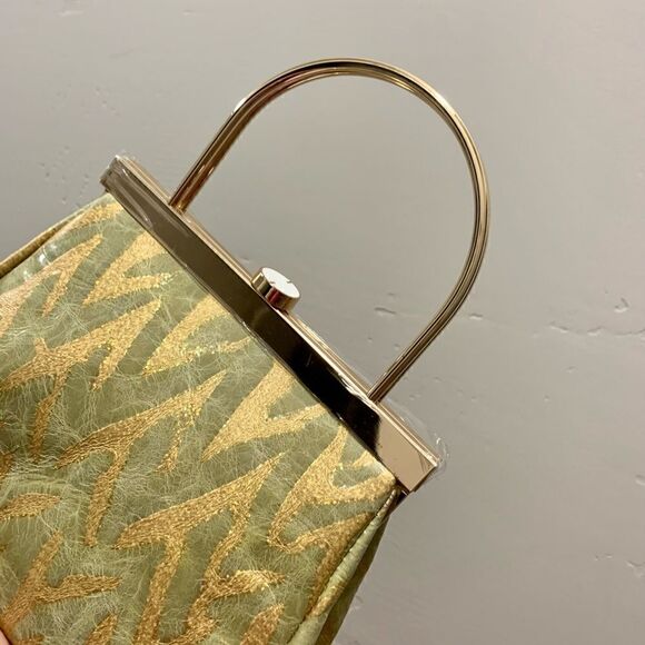 Handmade Genuine Wrinkle Texture Leather  Push-lock
Top Handle Bag & 2 Chains - Picture 13 of 16